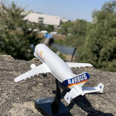 1/400 SUPER BELUGA AIRBUS A300-600ST TRANSPORT AIRCRAFT