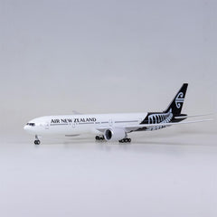1:160 Air New Zealand Boeing 777 Airplane Model 18” Decoration & Gift (LED)