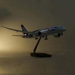 1:130 All Nippon Airways B787 Airplane Model 18” Decoration & Gift (LED)