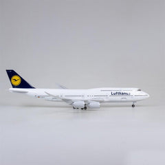 1:160 Lufthansa Boeing 747-8 Airplane Model 18” Decoration & Gift (LED)