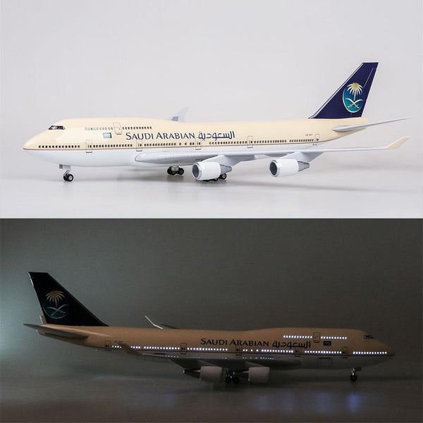 1:150 Saudi Arabian Airlines Boeing 747-400 Airplane Model 18