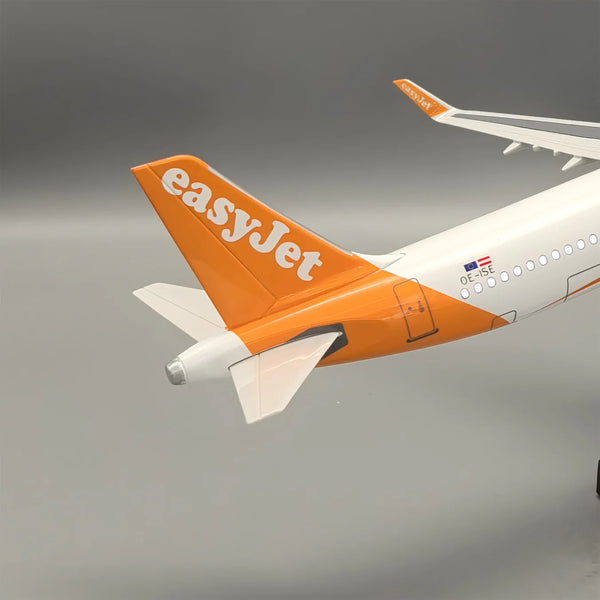 1/100 Easyjet Airbus A321 neo Airplane Model 18” Decoration & Gift