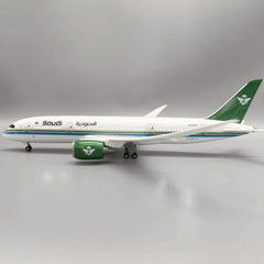 1/130 Saudi Arabian Airlines Boeing 787 Dreamliner W/Wood Stand, Gear & LED