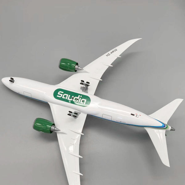 1/130 Saudi Arabian Airlines Boeing 787 Dreamliner W/Wood Stand, Gear & LED