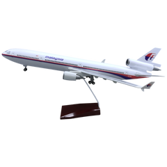 1:130 Malaysia Airlines McDonnell Douglas MD-11 Airplane Model 18.5″ Decoration & Gift