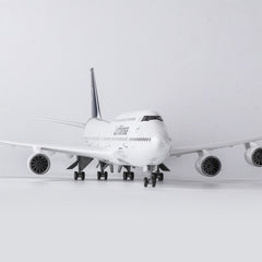 1:160 Lufthansa Boeing 747-8 Airplane Model New Paint 18” Decoration & Gift
