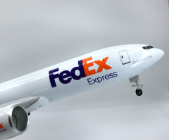 1:150 FedEx Boeing 777 Airplane Model 18” Decoration & Gift