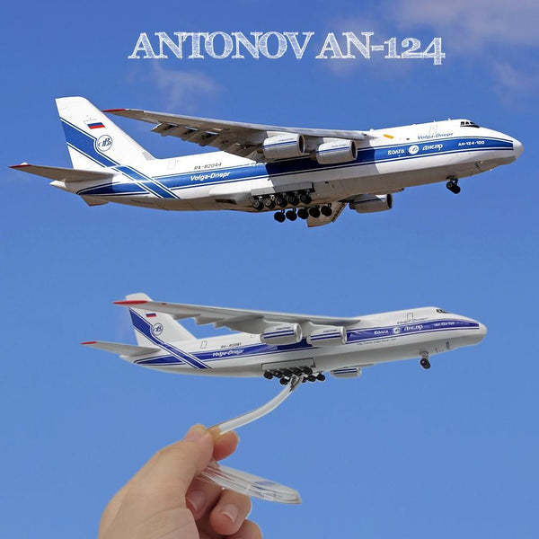 1/400 Antonov An-124 Large Transport Aircraft Model