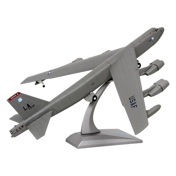 B52 Stratofortress Long-range Strategic Bomber Model 1/200