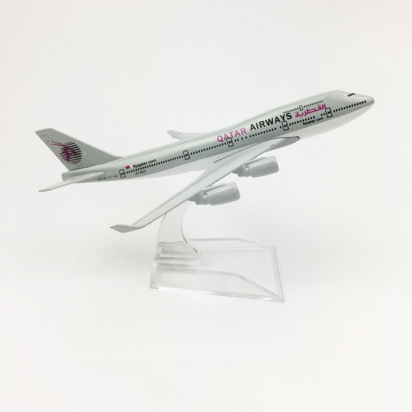 Qatar Airways Boeing 747 | 1:400