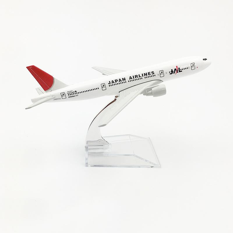 Japan Airlines Boeing 777 | 1:400