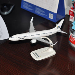 AXE B737-800 Aircraft Model 1: 200