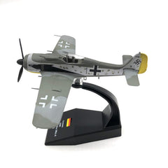 Fw-190 Simulation Model Of A German Fighter Jet In World War Ii