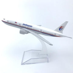 Malaysia Airlines Boeing 777 Airplane Model | 1:400