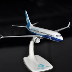 MAX DELTA B737 Airplane Model 1:200