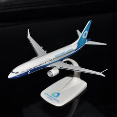 MAX DELTA B737 Airplane Model 1:200