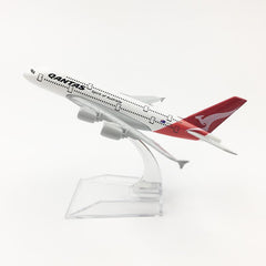 Qantas Airlines AirBus A380 Model Airplane | 1:400
