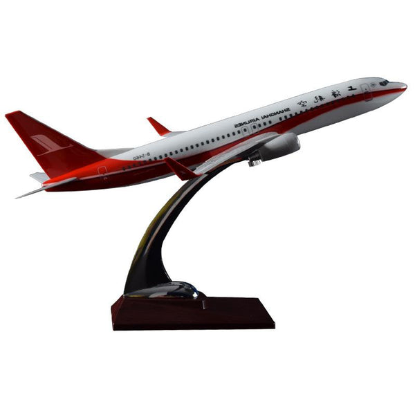 Shanghai Airlines Boeing B737 Airplane Model 1:200