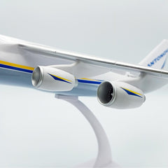 ANTONOV UKRAINE AN-124 1/200 TRANSPORT AIRCRAFT MODEL