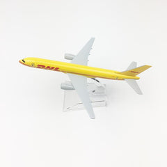 DHL Boeing 757 Model Aircraft | 1:400