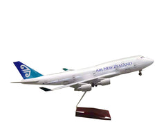 1:150 Air New Zealand Boeing 747 Airplane Model 18” Decoration & Gift(LED)