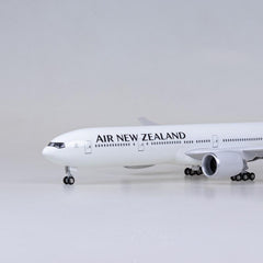 1:160 Air New Zealand Boeing 777 Airplane Model 18” Decoration & Gift (LED)