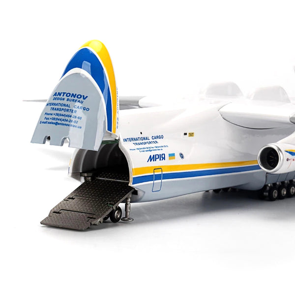 1:200 Commemorate Antonov An-225 Transport Aircraft