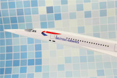 1/162 British Airways Concorde W/Wood Stand