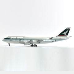 1:150 Cathay Pacific Boeing 747 Airplane Model 18” Decoration & Gift (LED)