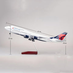 1:150 Delta Boeing 747 Airplane Model 18” Decoration & Gift (LED)