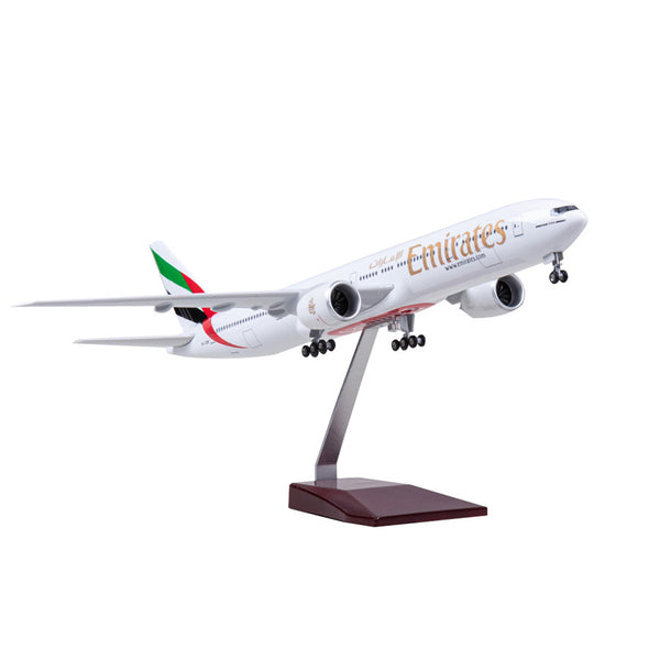1:157 Emirates Airline Boeing 777 Airplane Model 18″ Decoration & Gift (LED)