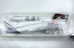 1:150 FedEx Boeing 777 Airplane Model 18” Decoration & Gift