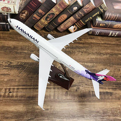1/180 Hawaiian Airlines Airbus A330 W/Wood Stand