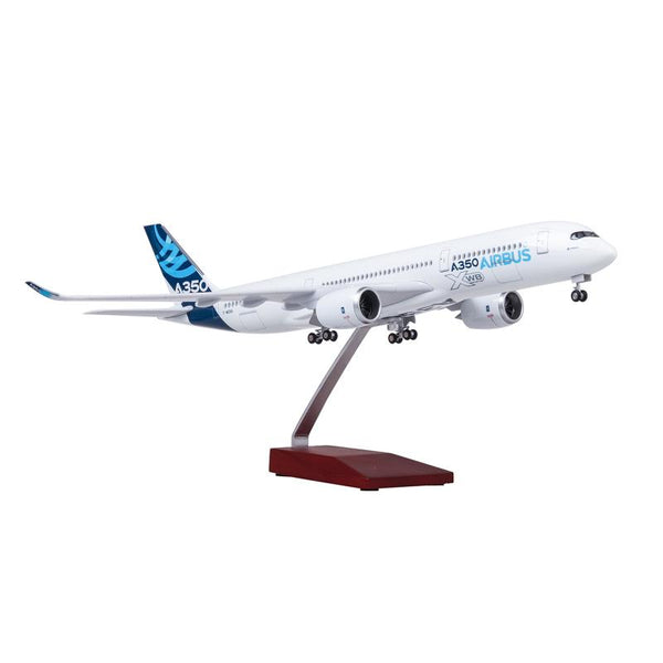 1/142 Prototype Airbus 350 W/Wood Stand, Gear & LED