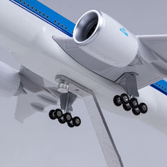 1:150 ''Orange Pride'' KLM Royal Dutch Airlines Boeing 777-300ER Airplane Model 18” Decoration & Gift (LED)
