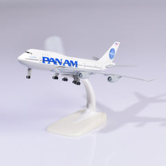 1:350 Pan Am Boeing 747 Airplane Model 20cm