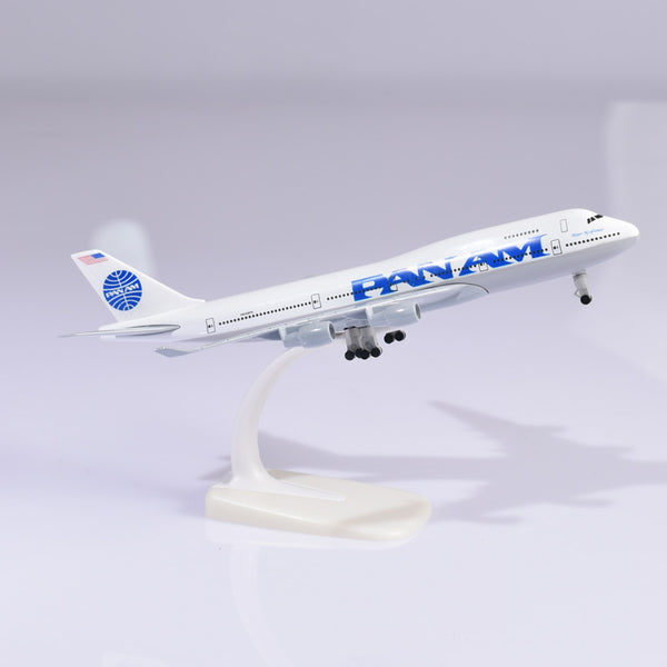 1:350 Pan Am Boeing 747 Airplane Model 20cm