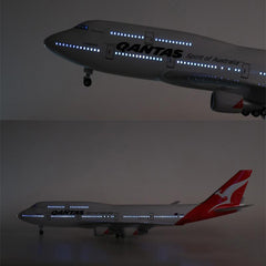 1:150 Qantas Airlines Boeing B747 Airplane Model 18” Decoration & Gift (LED)