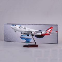1:150 Qantas Airlines Boeing B747 Airplane Model 18” Decoration & Gift (LED)