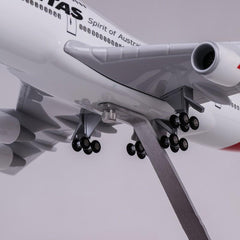 1:150 Qantas Airlines Boeing B747 Airplane Model 18” Decoration & Gift (LED)