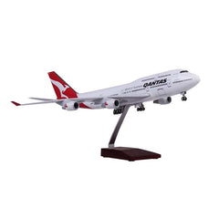 1:150 Qantas Airlines Boeing B747 Airplane Model 18” Decoration & Gift (LED)