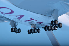 1:160 Qatar Airways Airbus 380 Airplane Model 18” Decoration & Gift (LED)