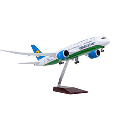 1/130 Uzbekistan Airways Boeing 787 W/Wood Stand, Gear & LED